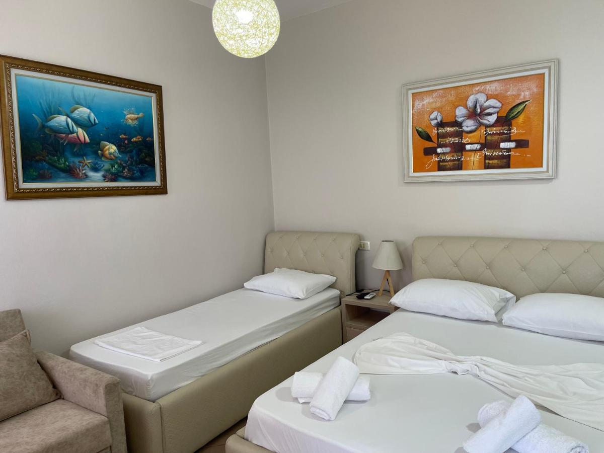 Hotel Veizi Himare Exterior photo