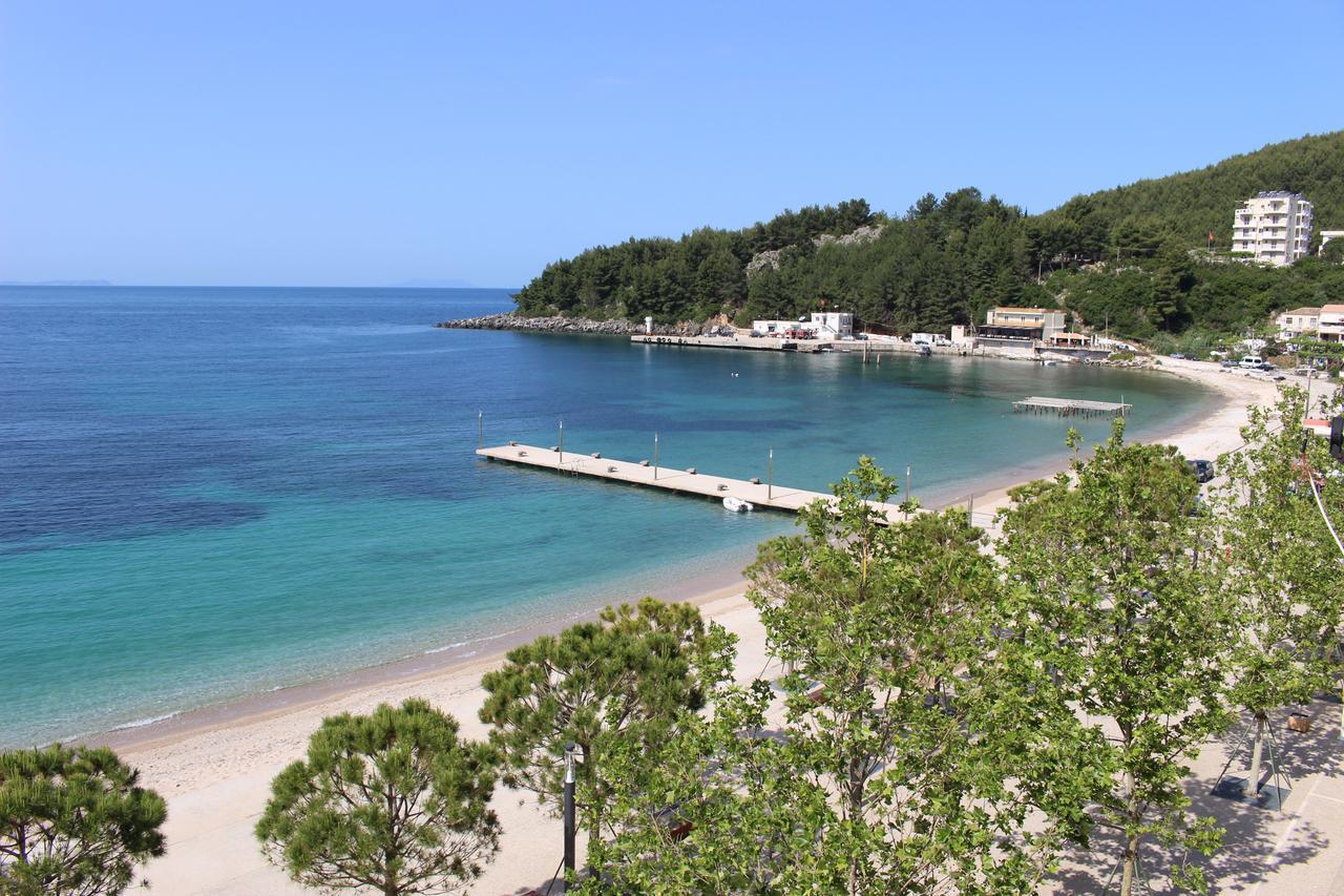 Hotel Veizi Himare Exterior photo